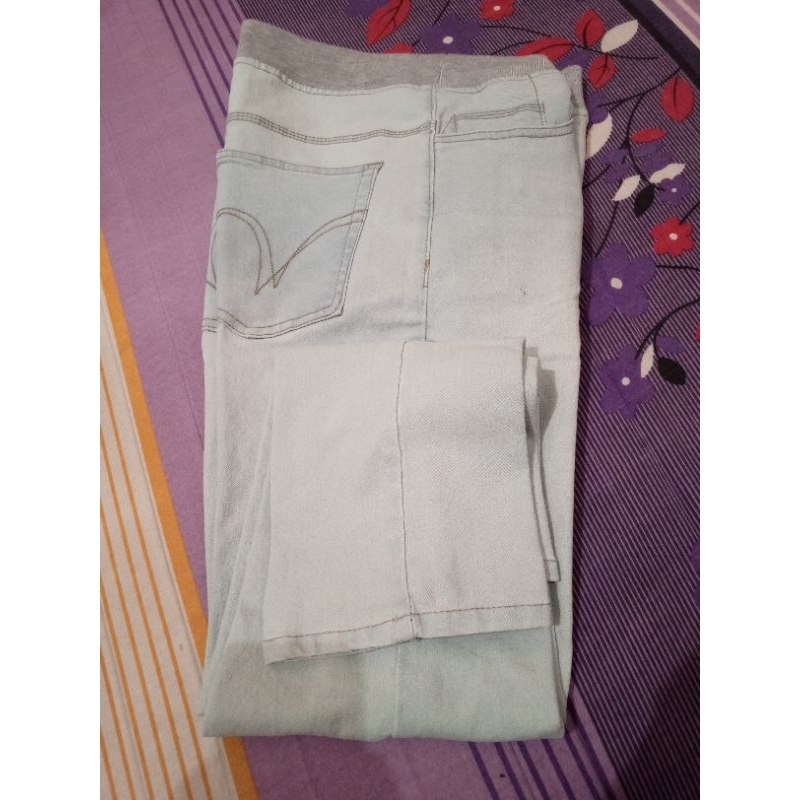 CELANA JEANS PRIA ORIGINAL AIX HOUSE (BRAND MATAHARI) UKURAN 38 ATAU UKURAN XL PRELOVE KONDISI APA A