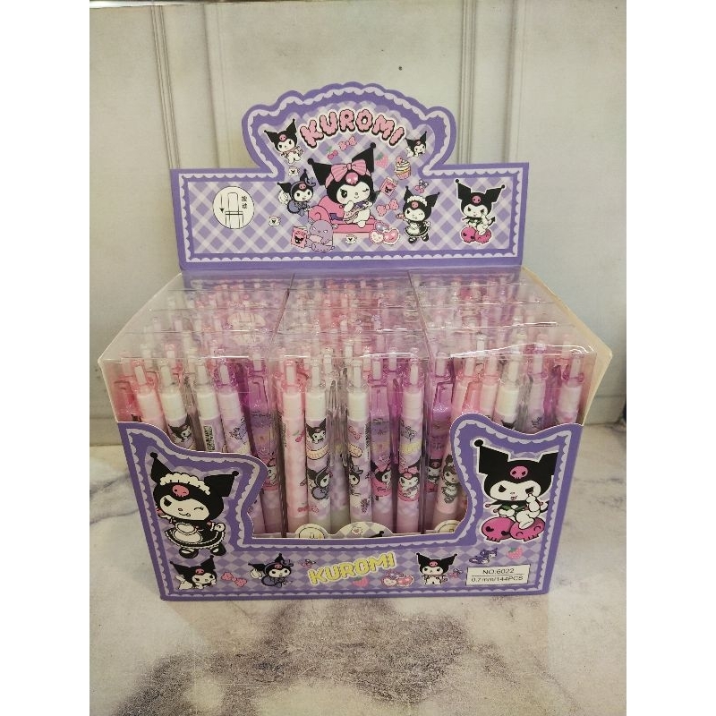

(12 pcs) Pulpen Gel Cetek klik Motif KUROMI, LOTSO, MY MELODY isi 12 pcs
