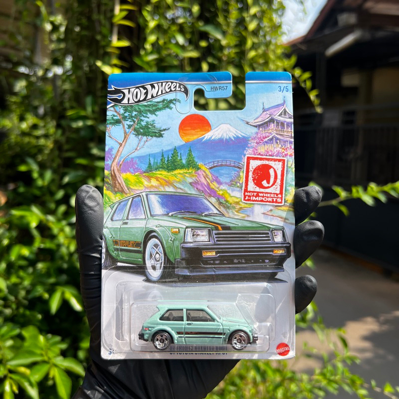 HOTWHEELS J IMPORTS 81 TOYOTA STARLET original mattel Mainan Anak atau Koleksi Diecast