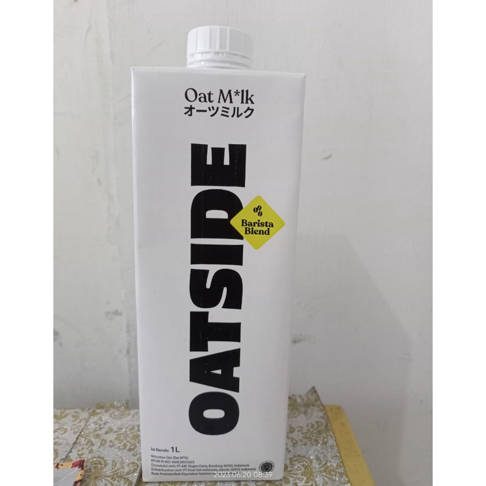

See More OATSIDE BARISTA BLEND MILK UK 1LTR LEBIH CREAMY