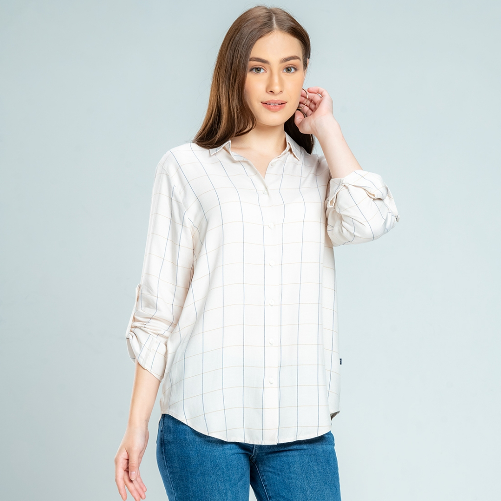 C2 Gorzio Ecru Kemeja Casual Wanita