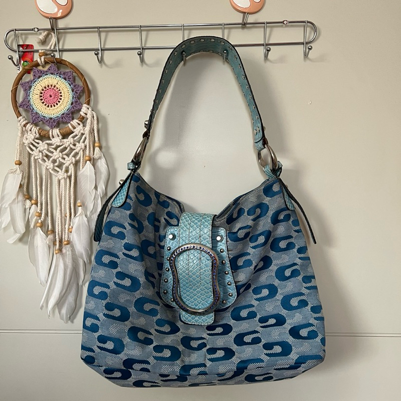 preloved vintage y2k guess bag