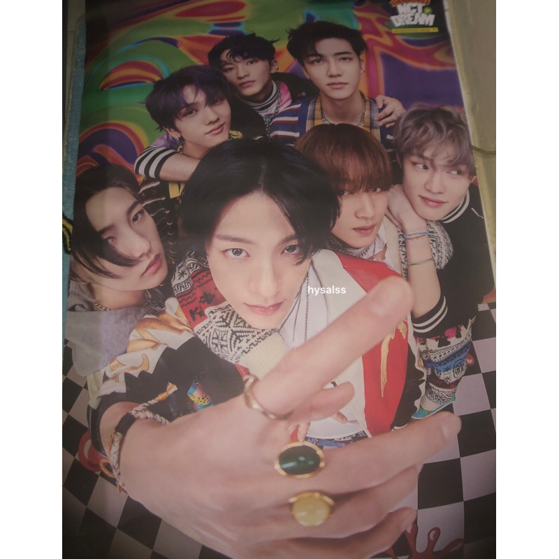 

POSTER NCT DREAM HOT SAUCE CRAZY VERSION