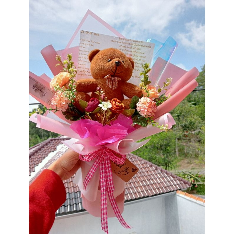 Buket Boneka | Bouquethetic by aiau | Buket Makanan | Buket Custom | Buket Aesthetic | Buket Murah |
