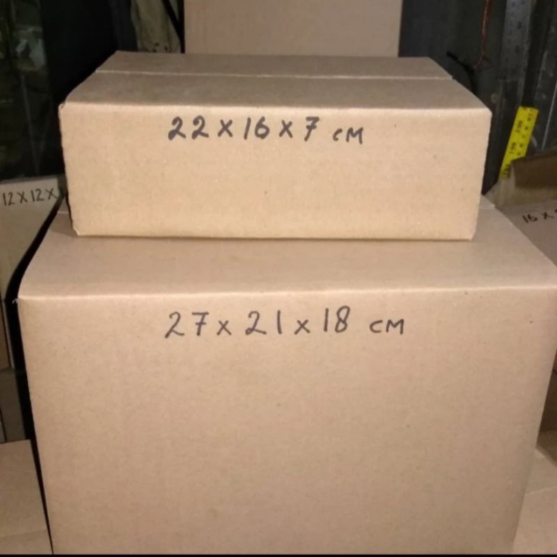 

kardus packing ukuran PxLxT 27x21x18cm
