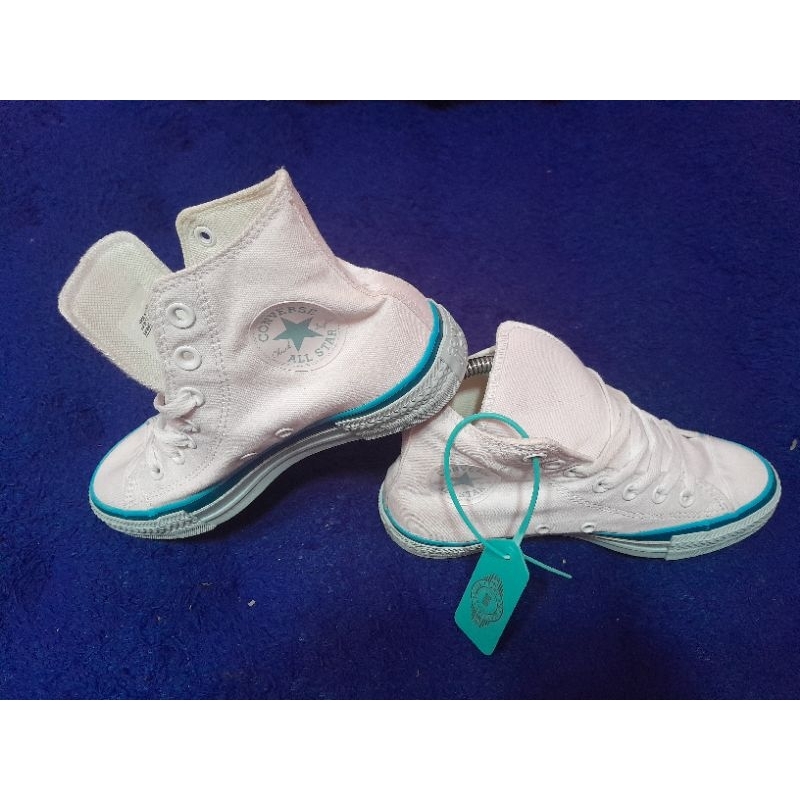Sepatu Converse Putih High