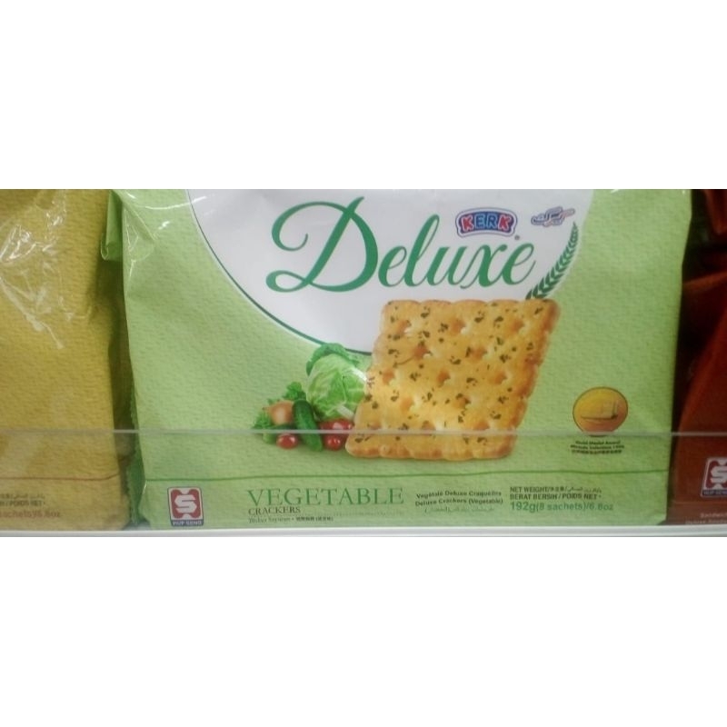 

Biskuit Deluxe Vegetable 192gr isi 8sachet Snacks Roti Kering Exp Lama