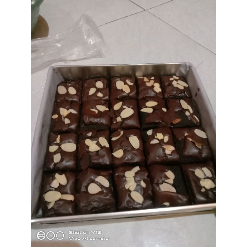 

fudgy brownies UK 20x20