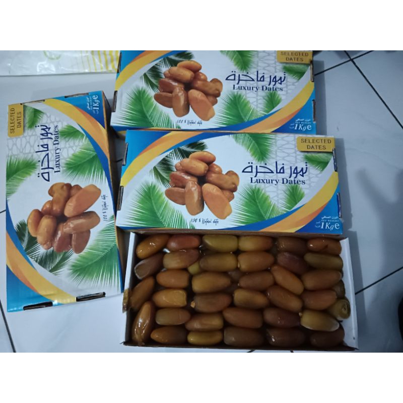 

Kurma ruthob 1pack