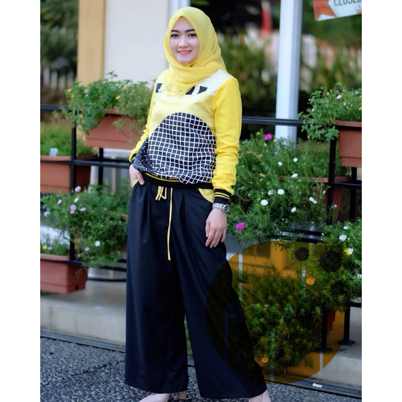 netaly boutique - geranium blouse and pants