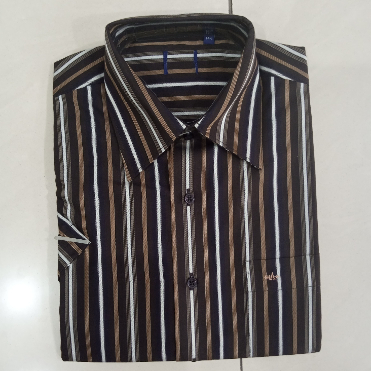 Kemeja Pria Lengan Pendek Formal Arrow Reguler Coklat Motif