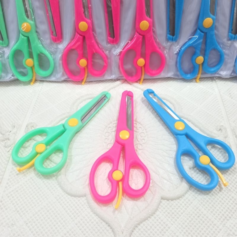 

GUNTING ANAK ANAK ISI 12 PCS