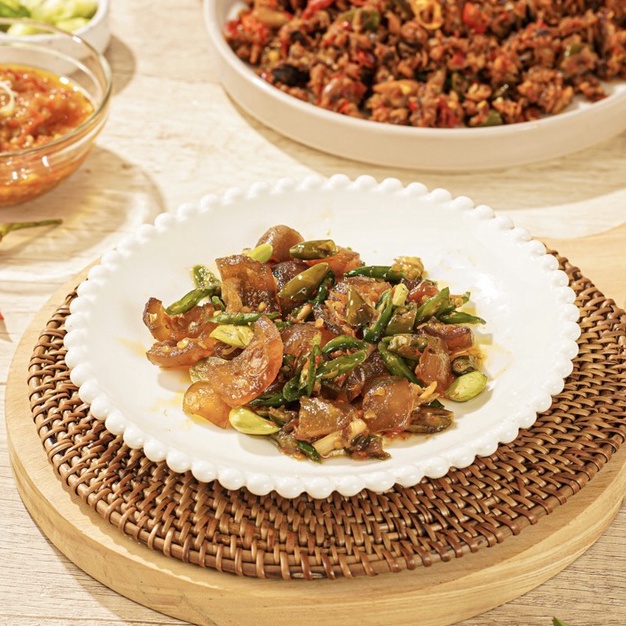 

Jangan Sampai Kehabisan Tumis kikil cabe ijo