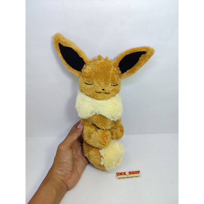 boneka eevee evelution original pokemon center pose sleeping