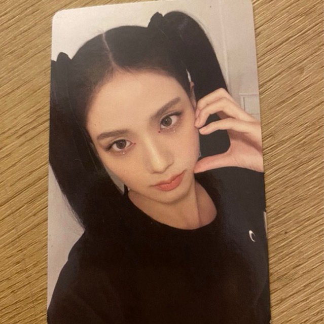 Jisoo photocard official Album Flower Me