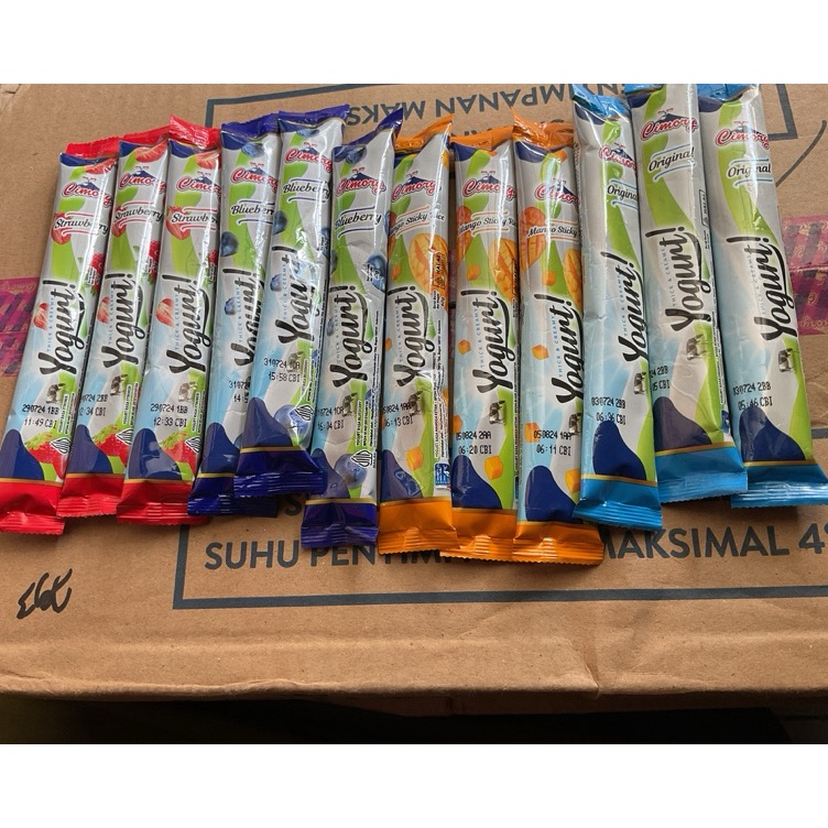 

Spesial disini Cimory Yogurt Stick 4gr original Strawbery manggo atau Blueberrybisa mix bisa ekspedisi 1 karton isi 1pcs