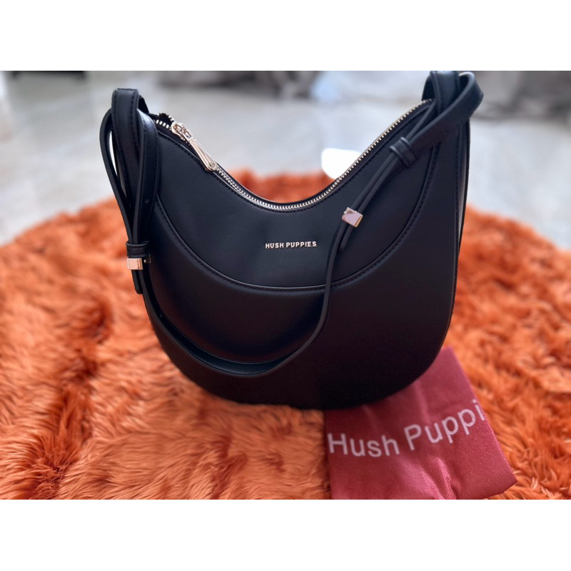 Preloved-Hush puppies Moonie Shoulder , size M