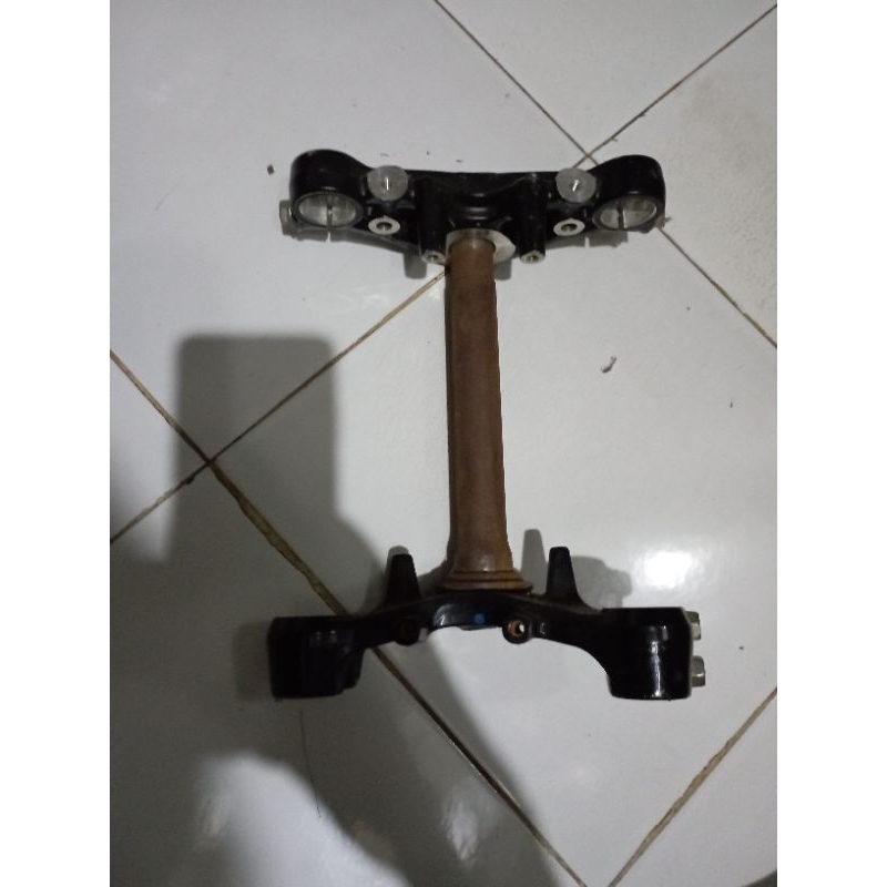 Segitiga atas bawah satria fu Original.