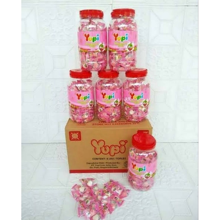 

See More YUPI TOPLES strawberry kiss hataran lebaran