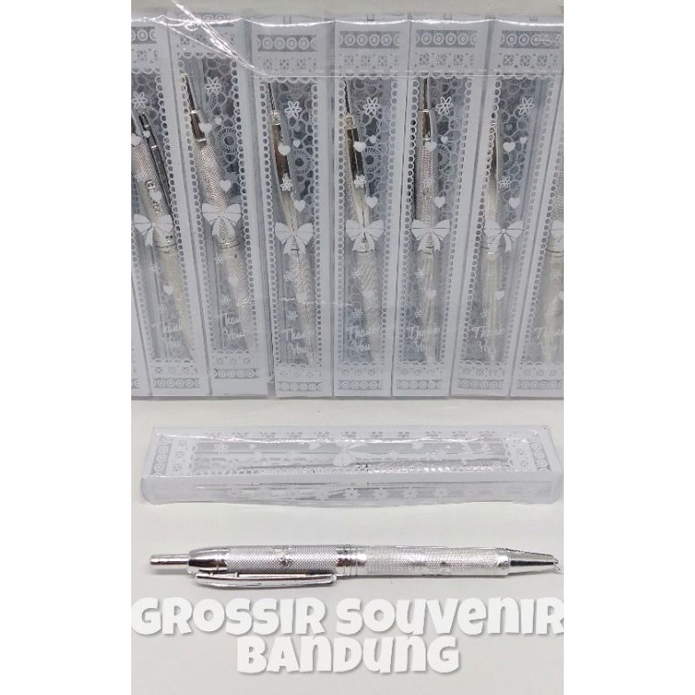 

KODE U6G9 ISI 5 SOUVENIR PULPEN PERAK KEMAS MIKA SOUVENIR PERNIKAHAN SOUVENIR ULANG TAHUN SOUVENIR KHITANAN