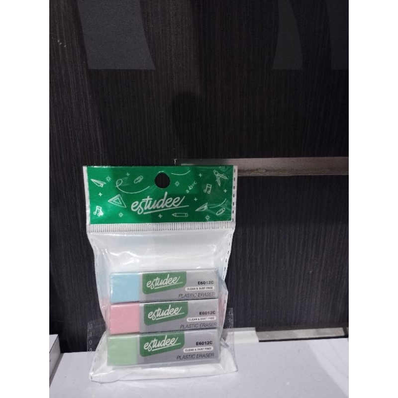 

Estudee Penghapus Pensil warna Black/White