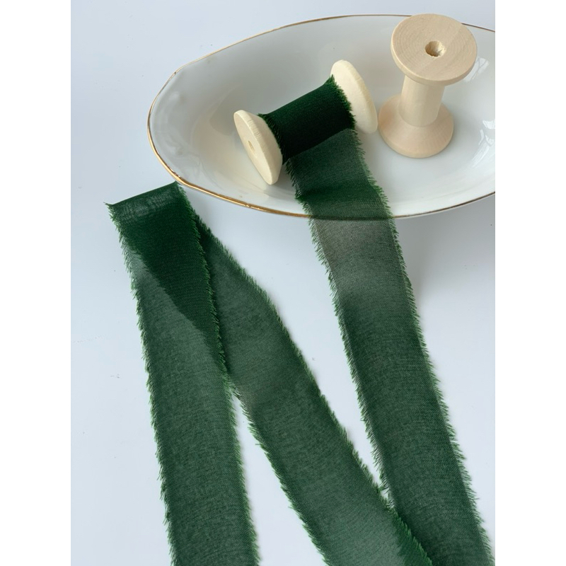 

Chiffon Ribbon in Emerald Green / Silk Ribbon