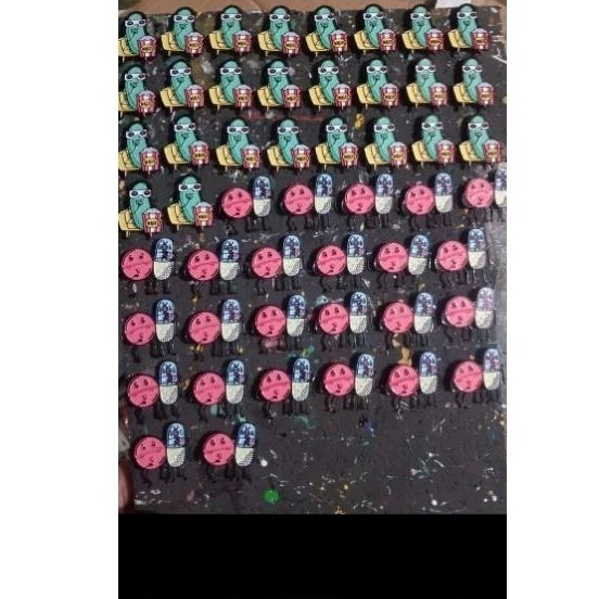 enamel pin softblack/Pin enamel custom