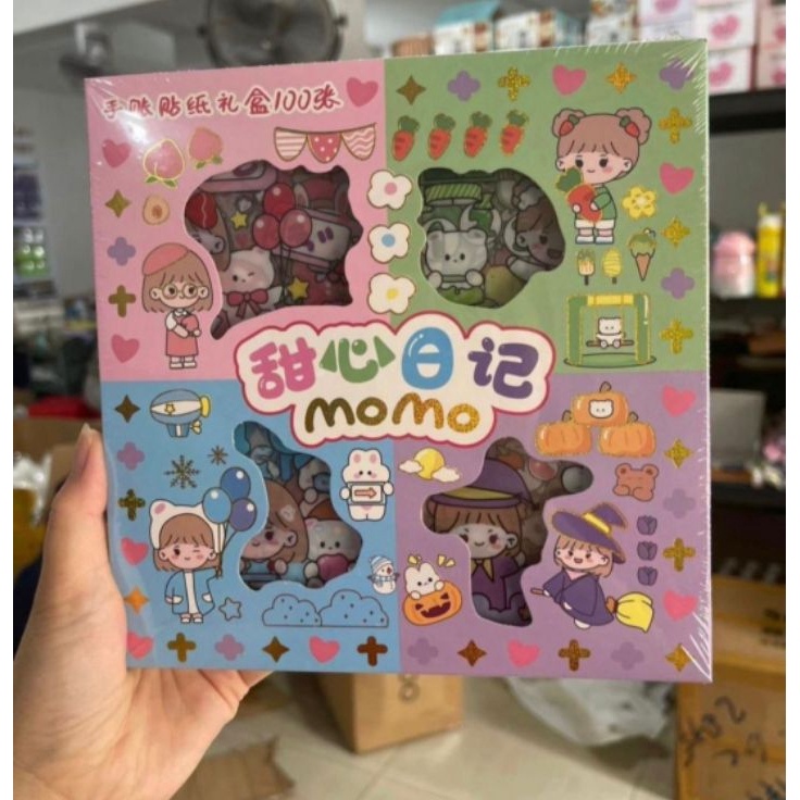 

Hadir Favorit Sticker MOMO Rainbow Kartun Mix 4 Warna Murah Original Krakter Lucu Isi 1 pcs per Box