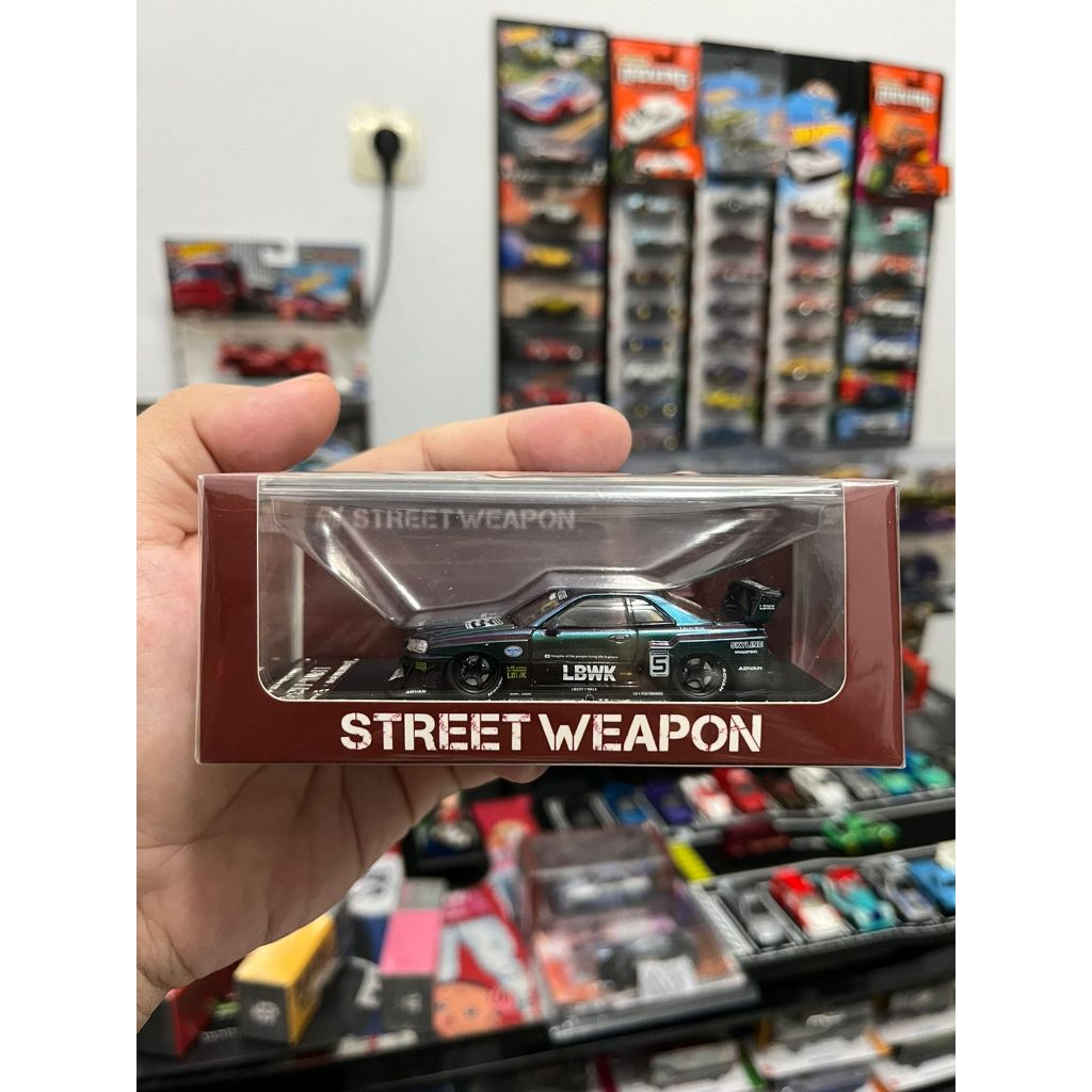 Street Weapon Nissan Skyline LBWK ER34 Chameleon