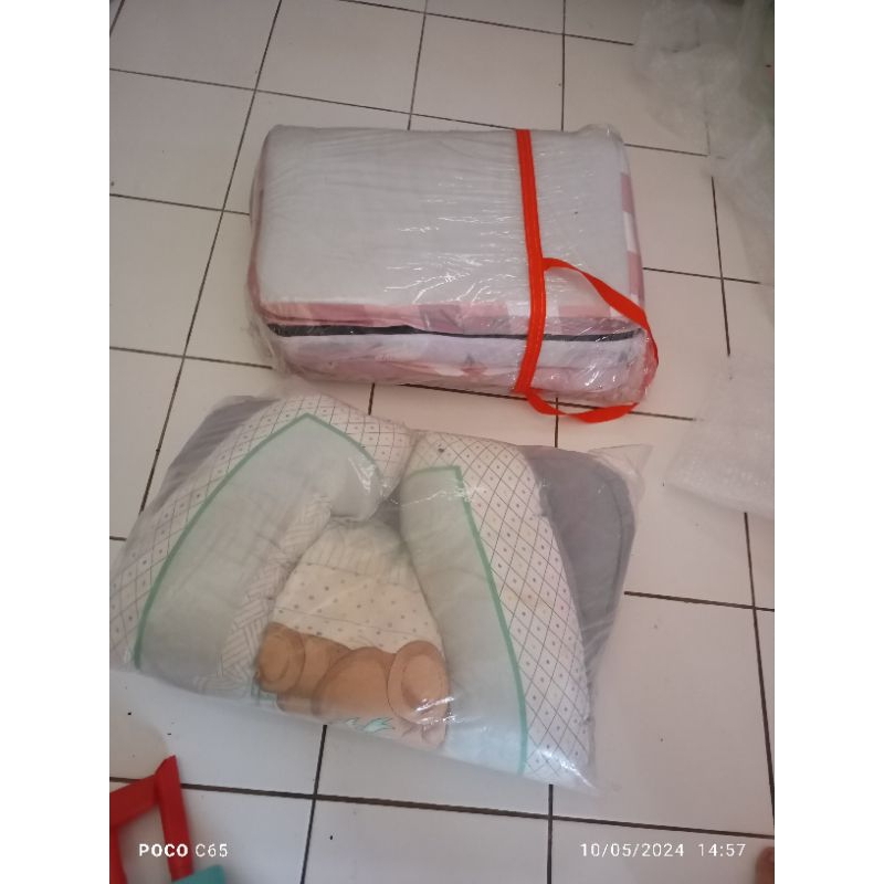 Preloved Kasur Bayi Kelambu dan Kasur bayi Dunlopillo