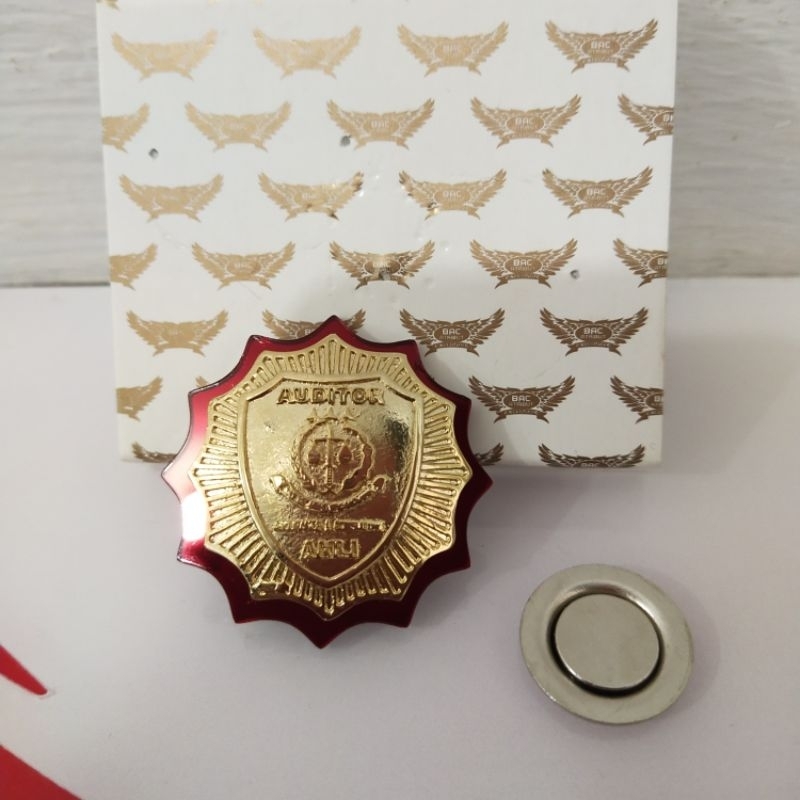 pin jaksa AUDITOR gold plate Exclusive mewah