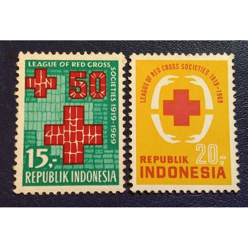 

Prangko Lawas Set Lengkap 50 Tahun Liga Palang Merah Thn 1969