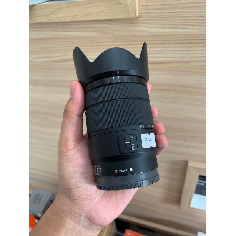 SONY E 18-135mm