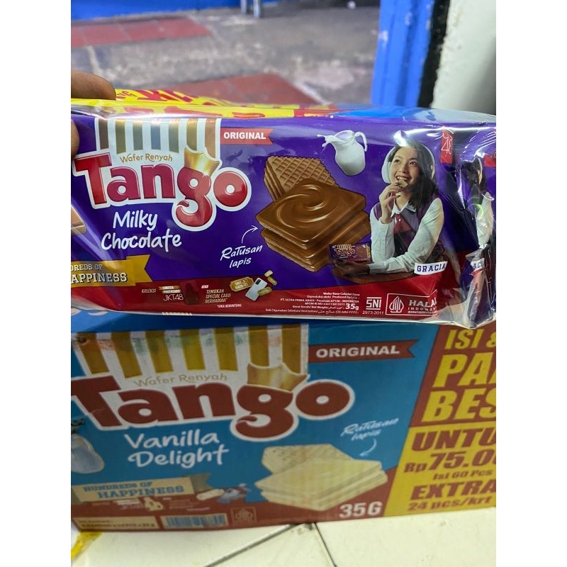 

WAFER TANGO X JKT 48 || Isi 1 Karton 6 banded || 1 banded isi 14 pcs