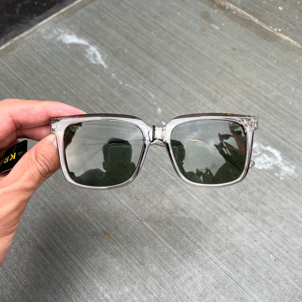 KACAMATA GREY TRANSPARAN KACAMATA HITAM PRIA KRAKATAU