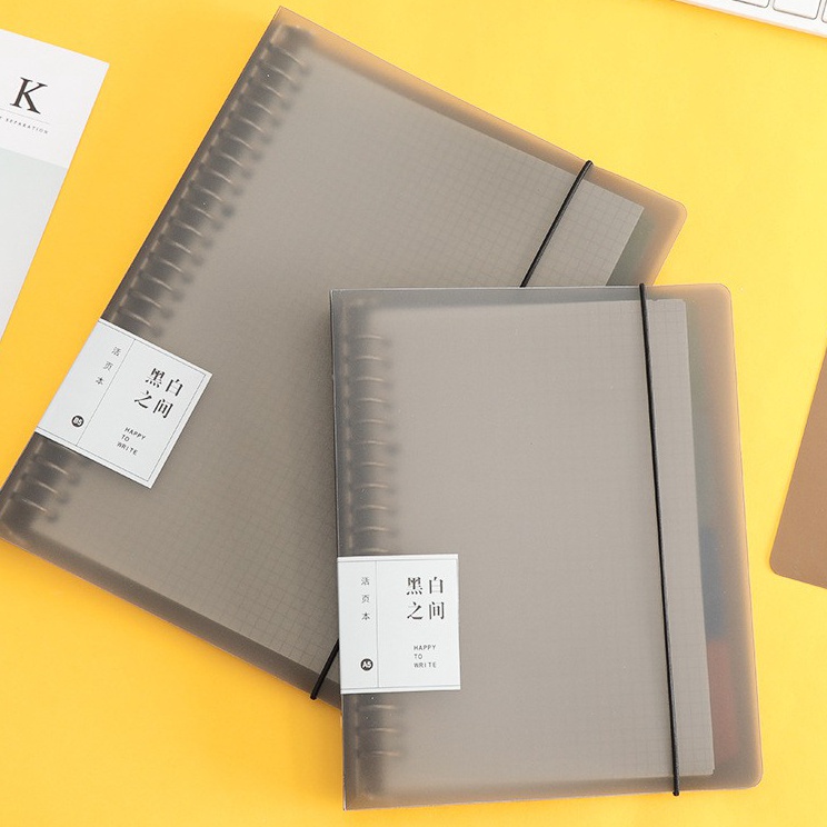 

Get Bonus Binder A5B5 Polos Bening Plastik Tebal Include Kertas dan Pembatas