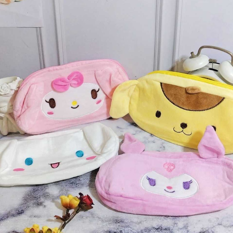 

Paket Terkini Kotak Pensil SANRIO bahan Kain Bludru Lucu Cute Melody Kuromi TERMURAH Tempat Pensil Kain Sanrio Cinamorol Purin Favorit Anak Alat Tulis Sekolah Kualitas Terbaik bisa Grosir dan COD