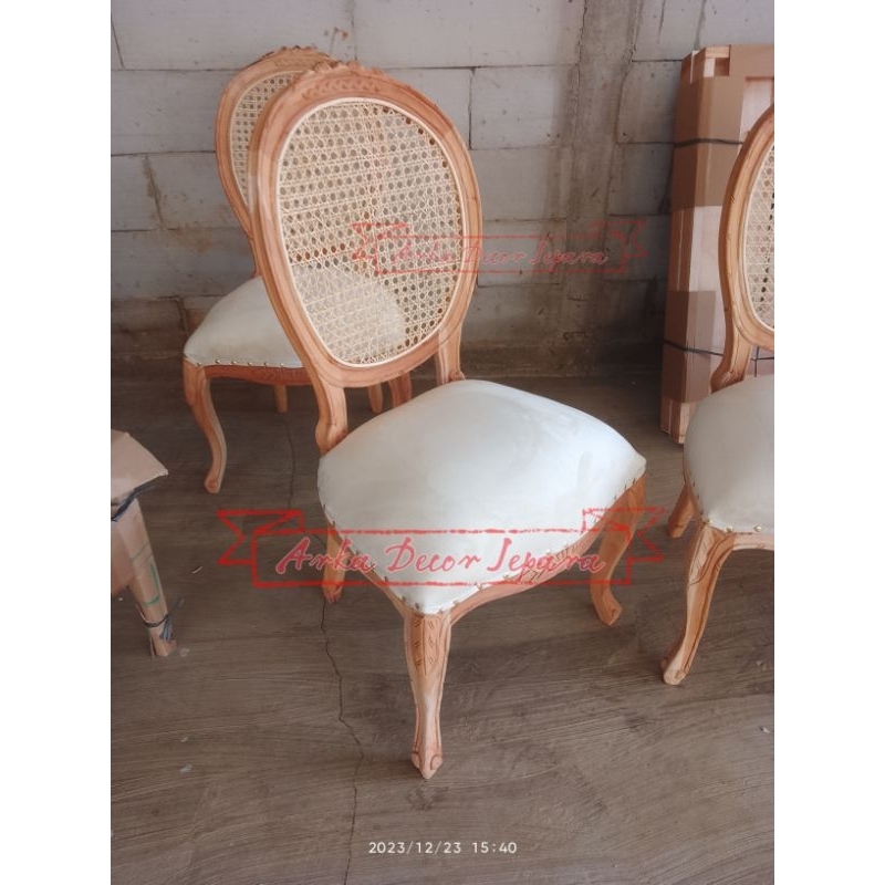 Kursi pelaminan rotan / kursi pendamping pelaminan / kursi besan / kursi orang tua /