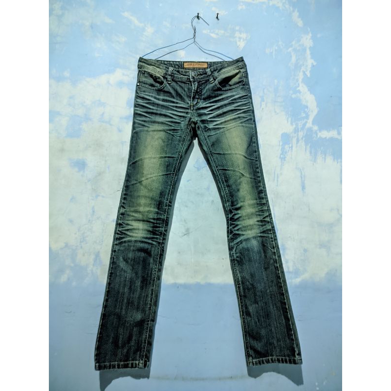 celana jeans fading