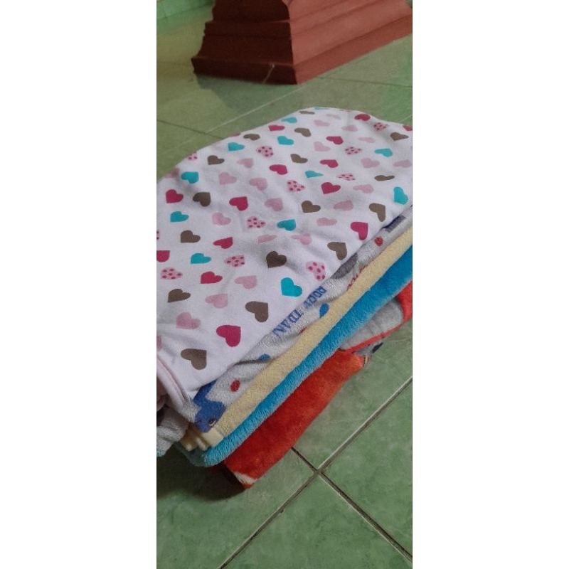 Preloved Selimut Bayi/Blanket