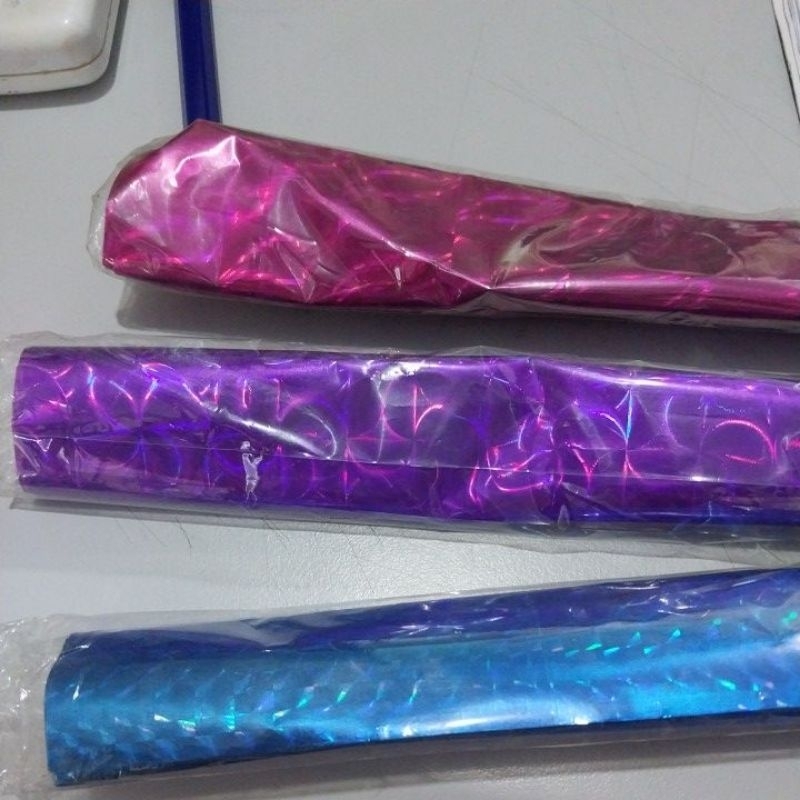 

Plastik kado metalik