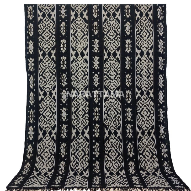 TENUN IKAT NARATTAMA | KAIN TENUN BLANKET MOTIF NTT LOMBOK SUMBA ETNIK NUSANTARA WARNA HITAM PUTIH
