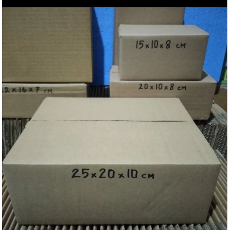 

kardus packing ukuran PxLxT 25x20x10cm