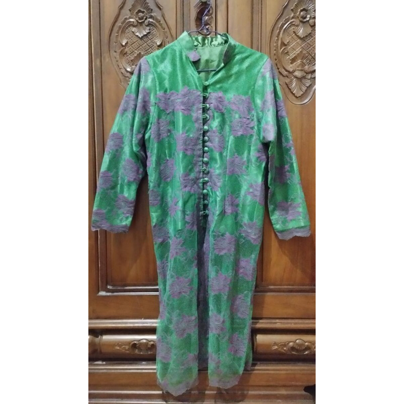 Kebaya Brokat (Preloved)