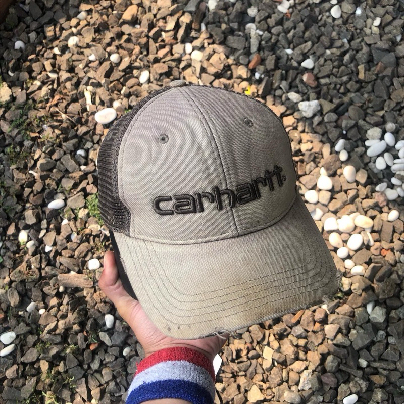TOPI TRUCKER HAT CARHARTT TEMPUR.  TAG : ORIGINAL CARHARTT MADE IN USA 🇺🇲