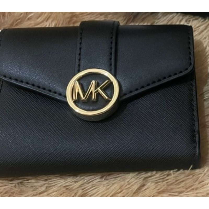 Dompet MK Carmen Hitam