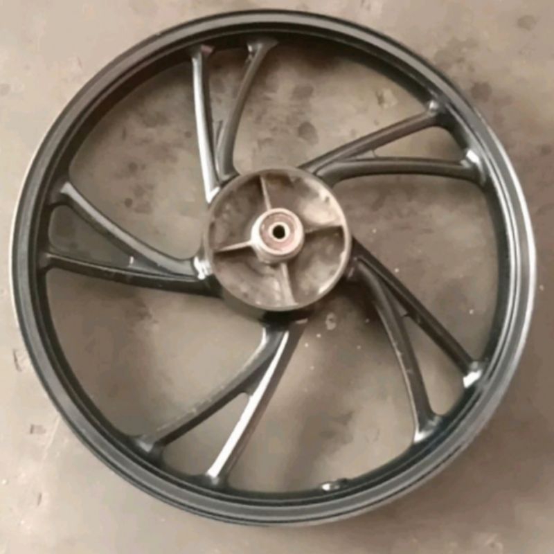 velg pelek pelk belakang suzuki axelo tromol