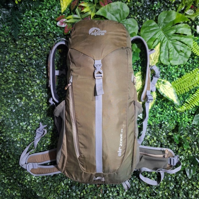 Carrier Lowe Alpine Air Zone 25