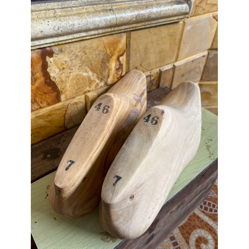 1 PASANG SHOELAST PANTOFEL CEWEK HEELS 7cm SIZE JUMBO