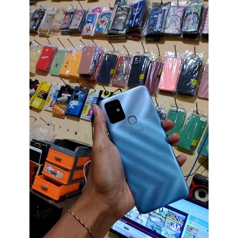 Infinik hot 10 ram 6/128 hp dan cas   bos normal nominus